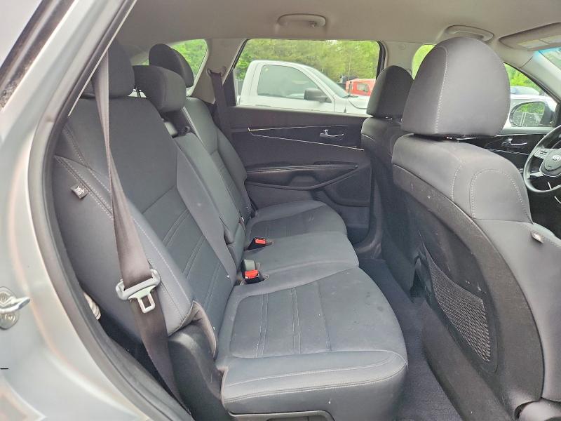 2019 Kia Sorento მანქანა იყიდება აუქციონზე, vin: 5XYPG4A37KG581245, აუქციონის ნომერი: 52725196