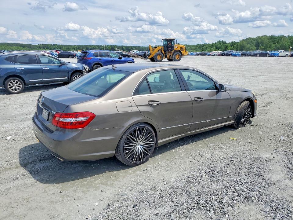 Продажа на аукционе авто 2010 Mercedes-benz E, vin: WDDHF5GB8AA112858, номер лота: 55155096