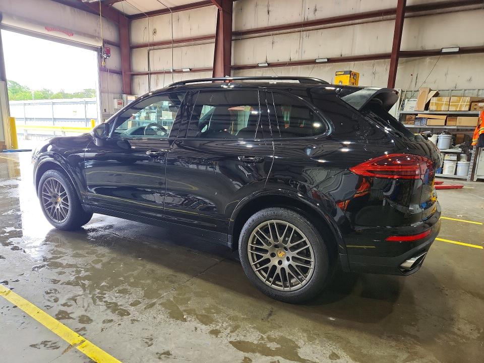 2017 Porsche Cayenne მანქანა იყიდება აუქციონზე, vin: WP1AA2A21HKA80923, აუქციონის ნომერი: 53059736