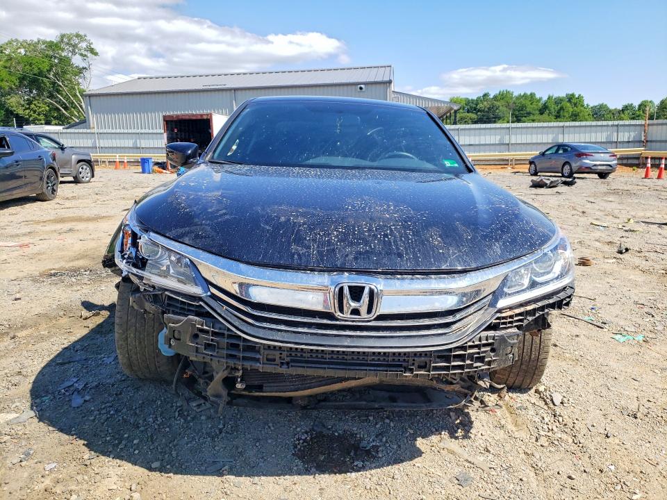 Aukcja sprzedaży 2017 Honda Accord, vin: 1HGCR2F19HA221778, numer aukcji: 53171936
