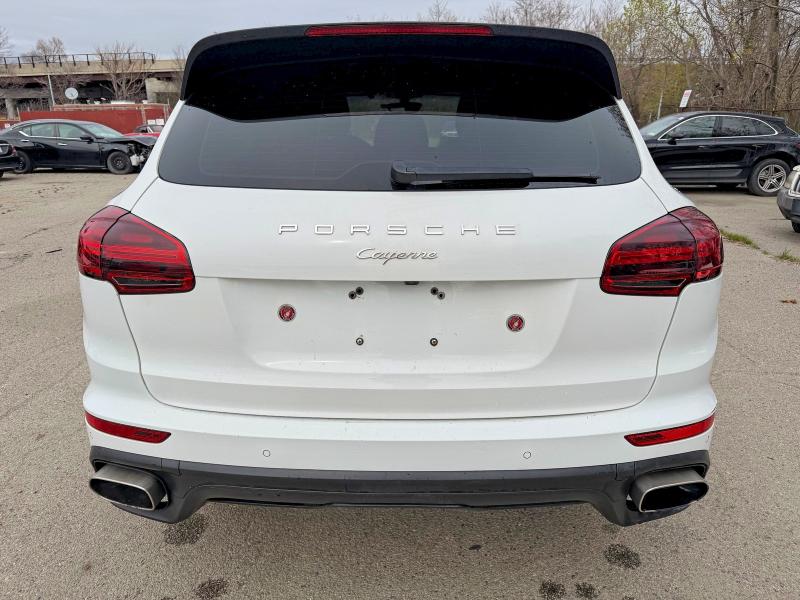 2018 Porsche Cayenne მანქანა იყიდება აუქციონზე, vin: WP1AA2A21JKA02261, აუქციონის ნომერი: 55988126