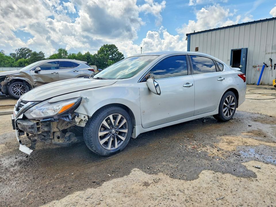 Продаж на аукціоні авто 2017 Nissan Altima, vin: 1N4AL3AP0HC201941, номер лоту: 54586906