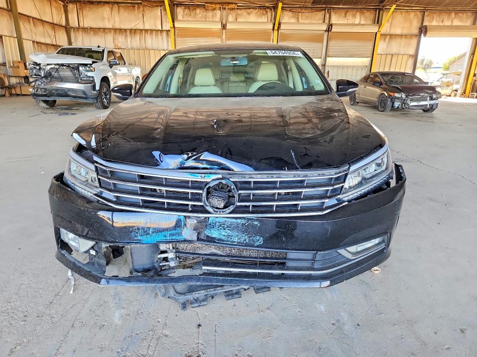 2016 Volkswagen Passat მანქანა იყიდება აუქციონზე, vin: 1VWBT7A35GC069029, აუქციონის ნომერი: 54704956