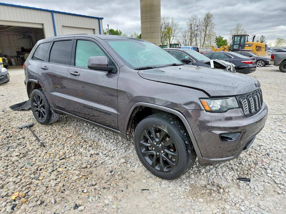 53382276 :رقم المزاد ، 1C4RJFAGXHC834273 vin ، 2017 Jeep Grand Cherokee مزاد بيع