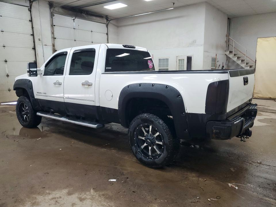 2011 Gmc Sierra მანქანა იყიდება აუქციონზე, vin: 1GT426C87BF150879, აუქციონის ნომერი: 52032976