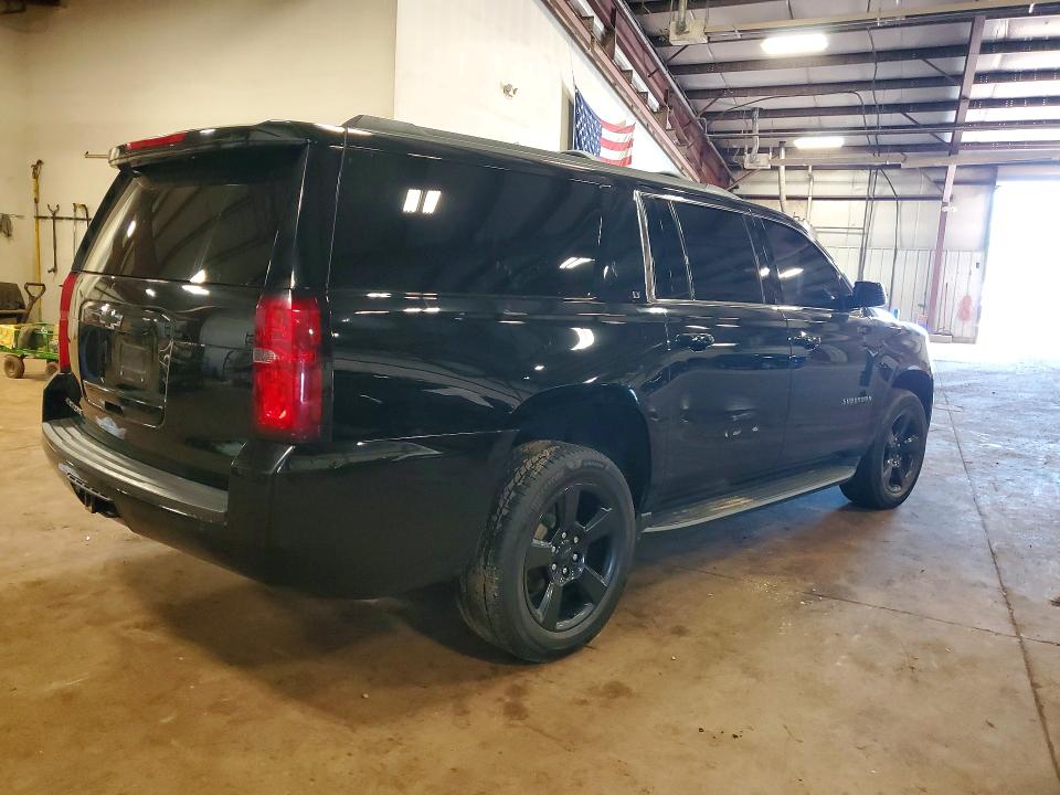 55282426 :رقم المزاد ، 1GNSKHKC8JR357682 vin ، 2018 Chevrolet Suburban مزاد بيع