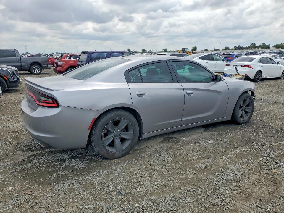 55540006 :رقم المزاد ، 2C3CDXBGXFH875325 vin ، 2015 Dodge Charger مزاد بيع