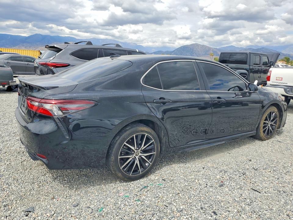 Продаж на аукціоні авто 2023 Toyota Camry, vin: 4T1G11AK7PU151644, номер лоту: 52092266