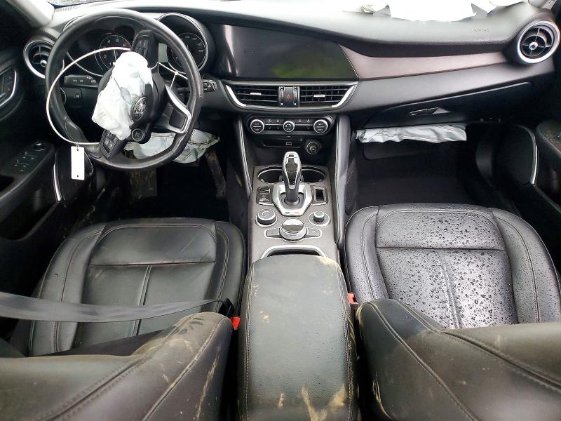 52037376 :رقم المزاد ، ZARFAMBN6M7646069 vin ، 2021 Alfa Romeo Giulia مزاد بيع