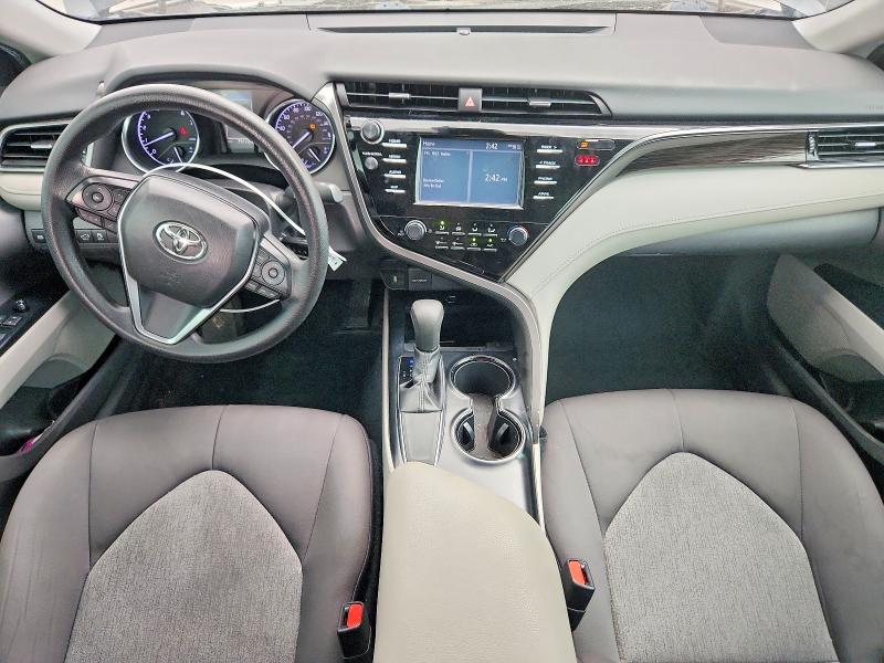 54061426 :رقم المزاد ، 4T1B11HK5KU721097 vin ، 2019 Toyota Camry مزاد بيع
