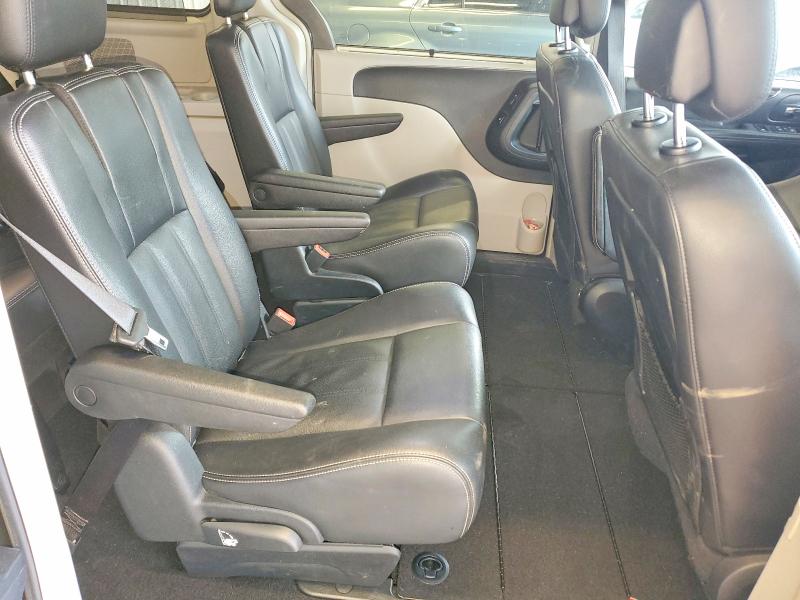 54215126 :رقم المزاد ، 2C4RC1CG2CR383818 vin ، 2012 Chrysler Town & Country مزاد بيع