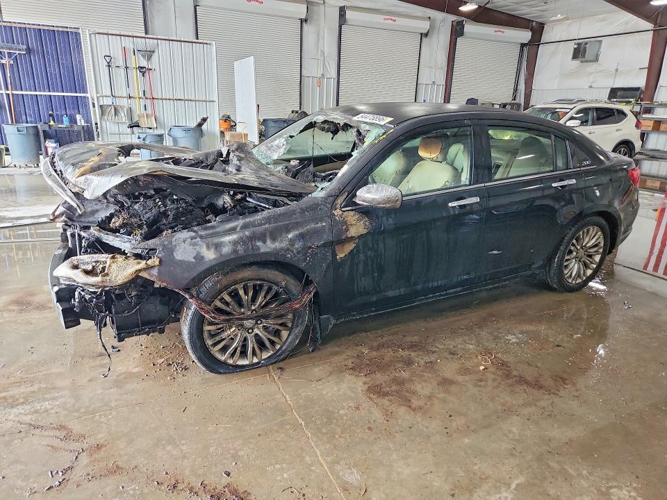 2011 Chrysler 200 მანქანა იყიდება აუქციონზე, vin: 1C3BC2FB6BN542928, აუქციონის ნომერი: 54475896