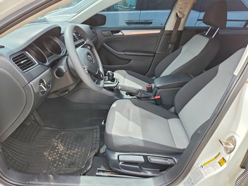 54695826 :رقم المزاد ، 3VW2B7AJ8HM250515 vin ، 2017 Volkswagen Jetta مزاد بيع