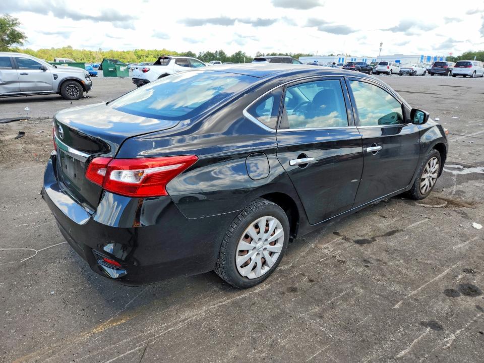 54162876 :رقم المزاد ، 3N1AB7AP2JY310602 vin ، 2018 Nissan Sentra مزاد بيع