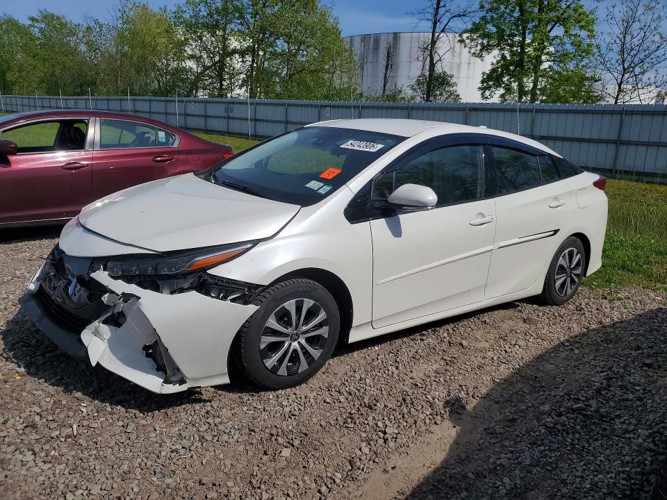2017 Toyota Prius Prime მანქანა იყიდება აუქციონზე, vin: JTDKARFP8H3005407, აუქციონის ნომერი: 54243906