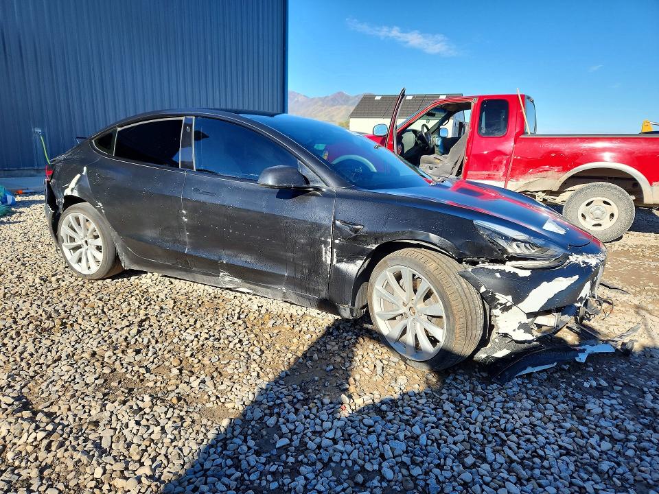 51126726 :رقم المزاد ، 5YJ3E1EB2LF622703 vin ، 2020 Tesla Model 3 مزاد بيع