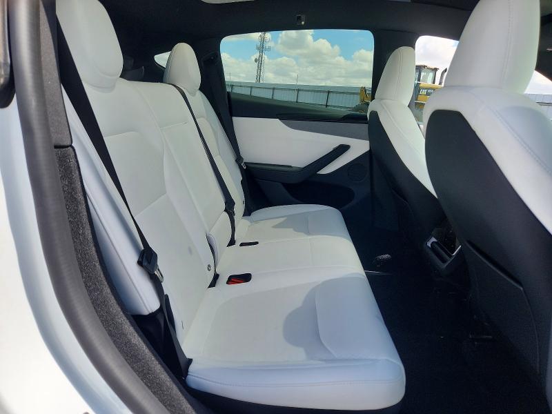 54910186 :رقم المزاد ، 7SAYGDED2TF585321 vin ، 2026 Tesla Model Y مزاد بيع