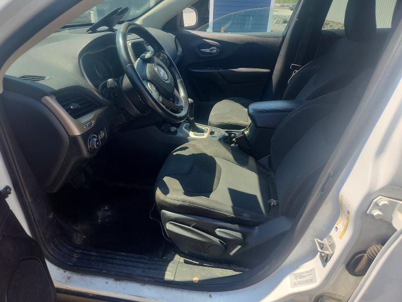 54316116 :رقم المزاد ، 1C4PJMCS0FW795556 vin ، 2015 Jeep Cherokee مزاد بيع