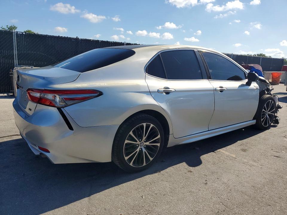 Продажа на аукционе авто 2018 Toyota Camry, vin: 4T1B11HK6JU548432, номер лота: 53875336