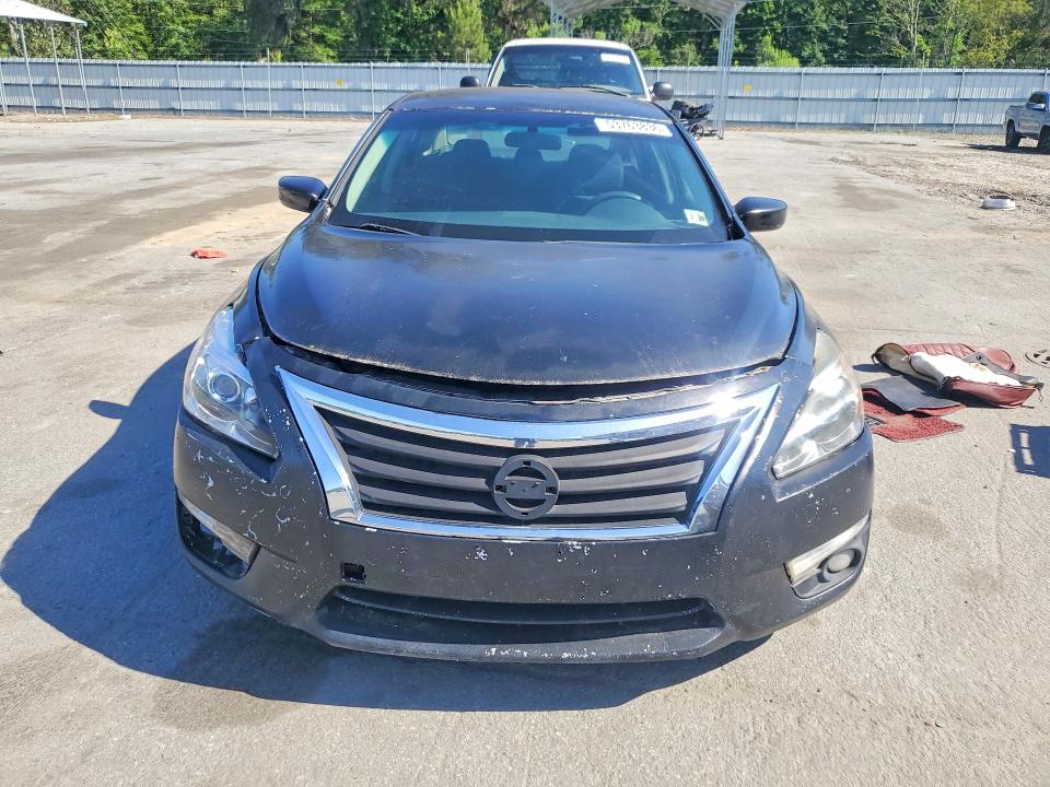 2015 Nissan Altima მანქანა იყიდება აუქციონზე, vin: 1N4AL3AP8FN867141, აუქციონის ნომერი: 53763836