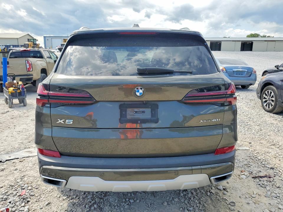 53637026 :رقم المزاد ، 5UX23EU05S9W72060 vin ، 2025 Bmw X5 مزاد بيع