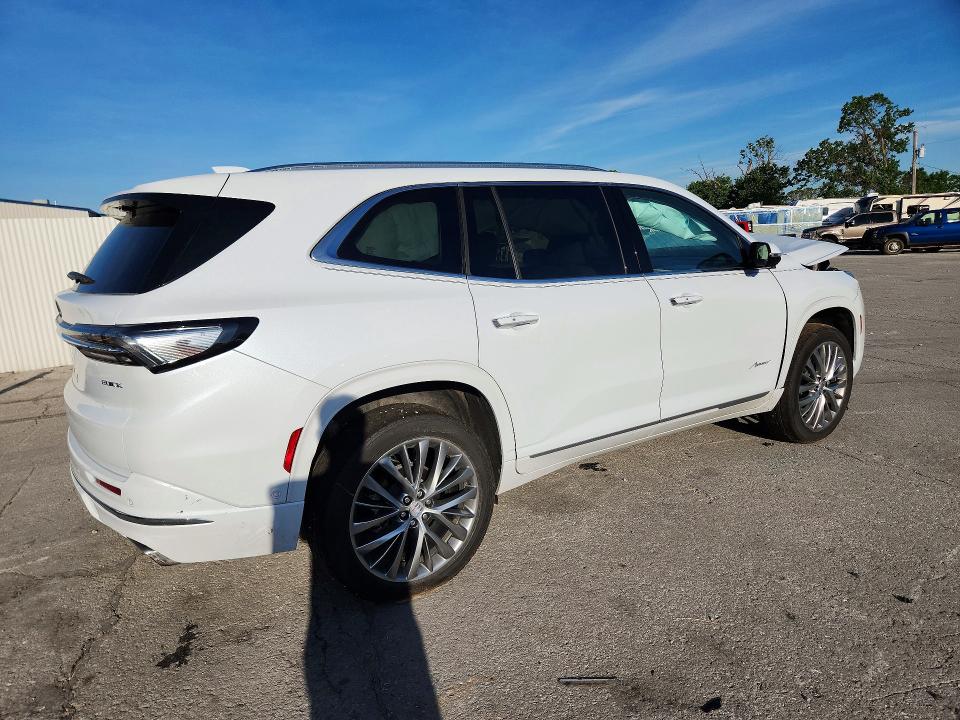 2026 Buick Enclave მანქანა იყიდება აუქციონზე, vin: 5GAEVCKS0TJ206412, აუქციონის ნომერი: 51989806