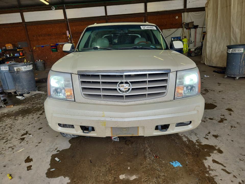 Продажа на аукционе авто 2002 Cadillac Escalade, vin: 3GYEK63N82G204158, номер лота: 52144486