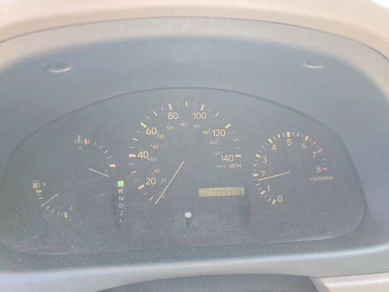 52090636 :رقم المزاد ، JT6HF10UXY0156124 vin ، 2000 Lexus Rx مزاد بيع