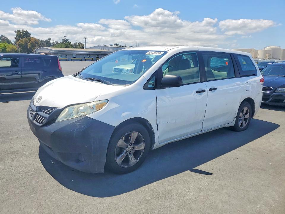 Aukcja sprzedaży 2013 Toyota Sienna, vin: 5TDZK3DC9DS323411, numer aukcji: 52748536