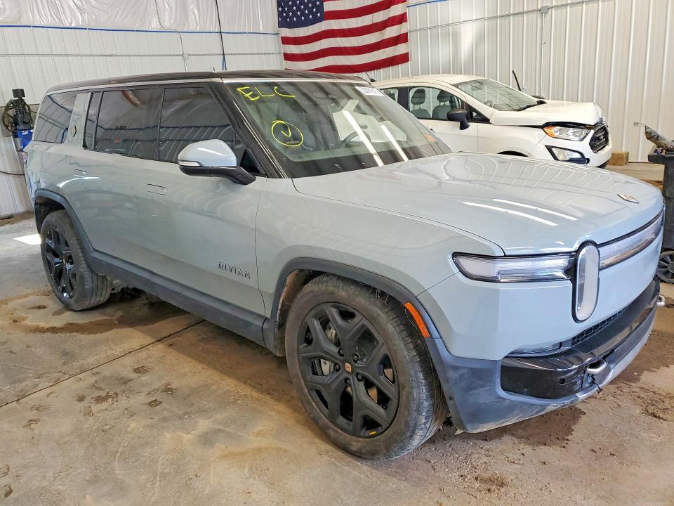 Продаж на аукціоні авто 2025 Rivian R1s, vin: 7PDSGBBA4SN064238, номер лоту: 53391816