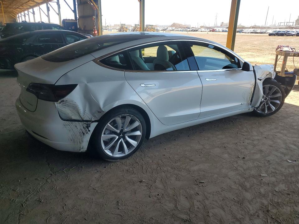 Продаж на аукціоні авто 2018 Tesla Model 3, vin: 5YJ3E1EB0JF101248, номер лоту: 53200636