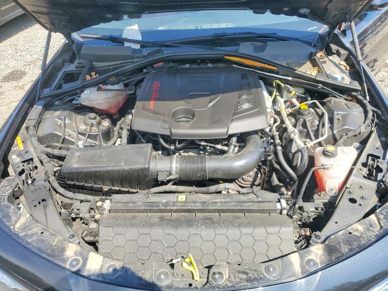 53578126 :رقم المزاد ، ZARFAEDN9J7594502 vin ، 2018 Alfa Romeo Giulia مزاد بيع