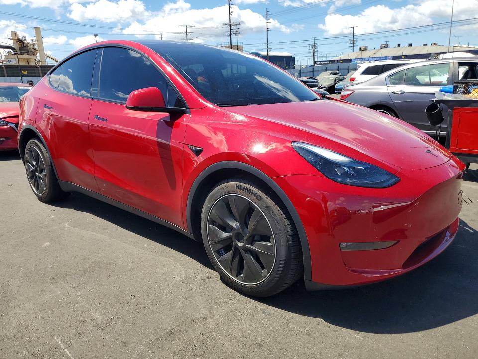 Продажа на аукционе авто 2023 Tesla Model Y, vin: 7SAYGDEEXPF848881, номер лота: 55550026