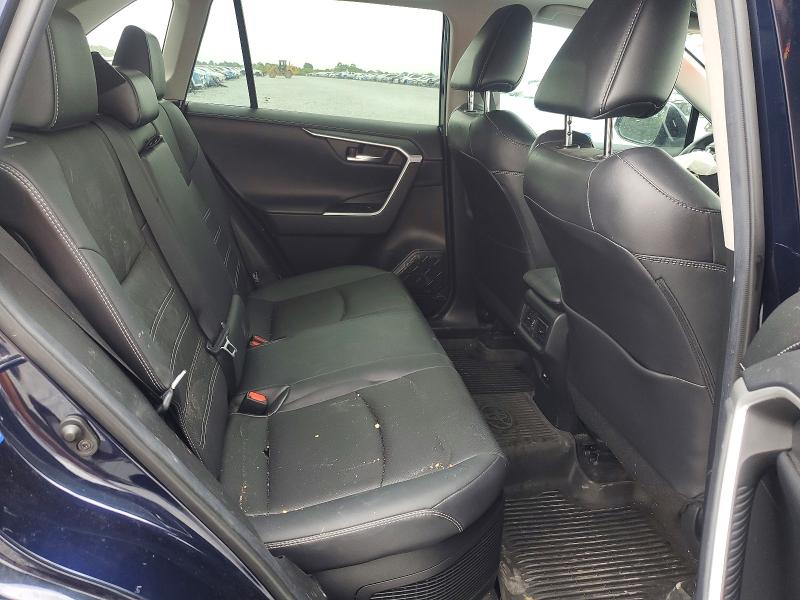 53937796 :رقم المزاد ، 2T3D6RFV9MW014942 vin ، 2021 Toyota Rav4 مزاد بيع