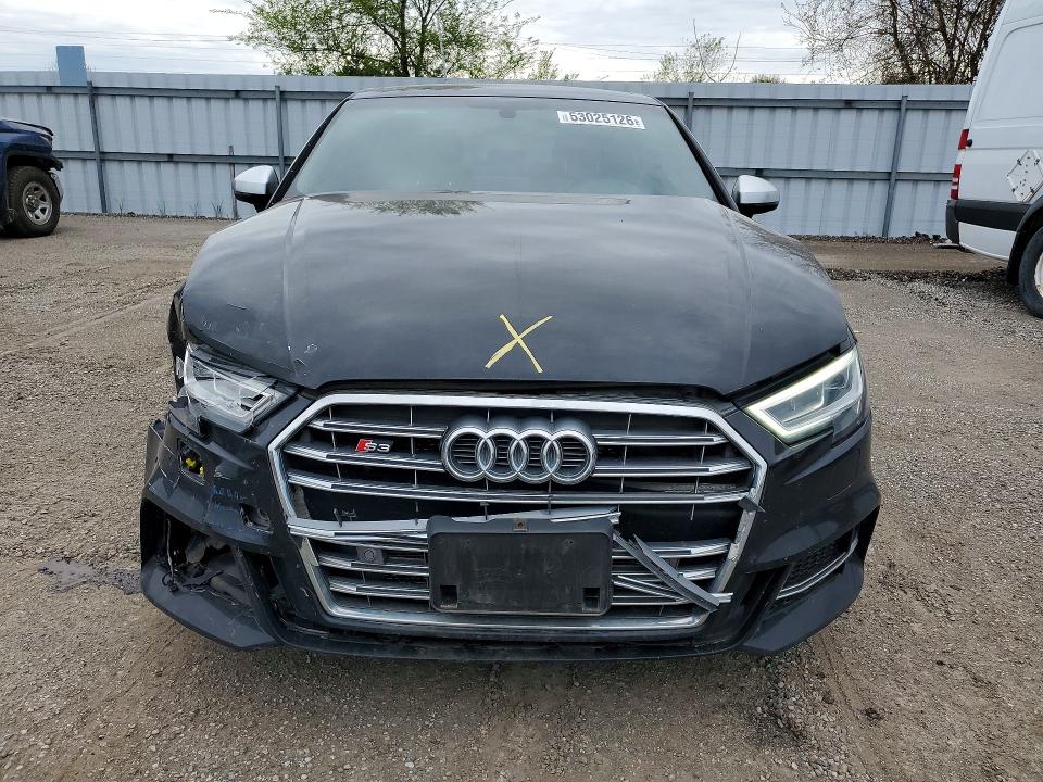 53025126 :رقم المزاد ، WAUB1GFF5J1016004 vin ، 2018 Audi S3 مزاد بيع