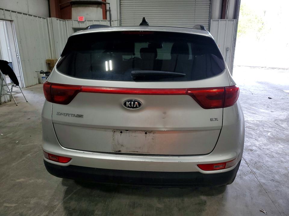 Продаж на аукціоні авто 2018 Kia Sportage, vin: KNDPNCAC6J7422535, номер лоту: 52221896