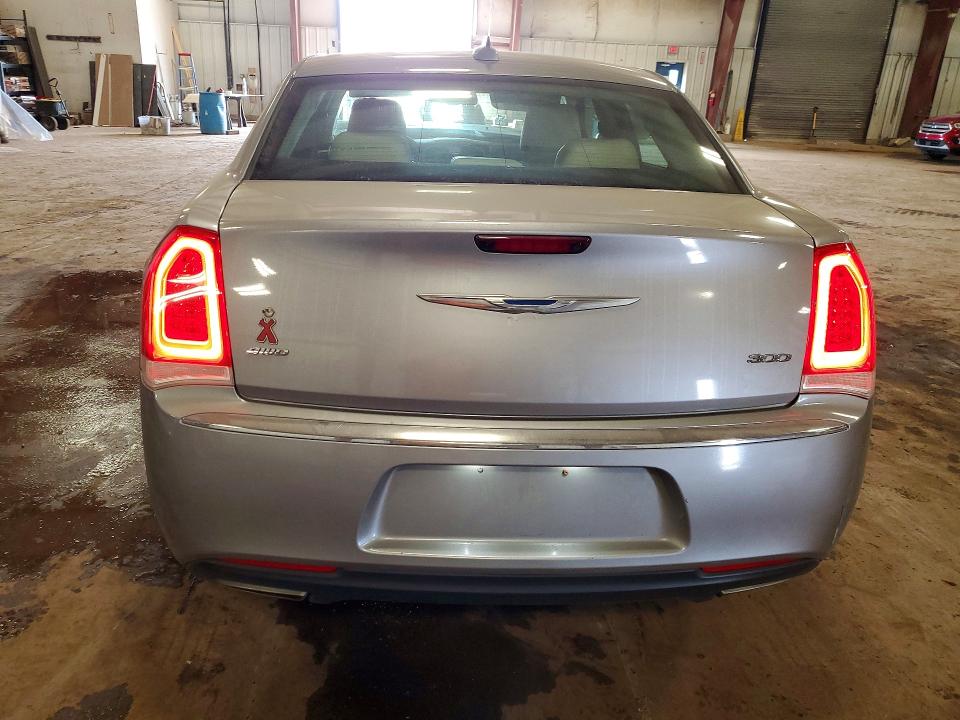 2017 Chrysler 300 მანქანა იყიდება აუქციონზე, vin: 2C3CCARGXHH571372, აუქციონის ნომერი: 52855546