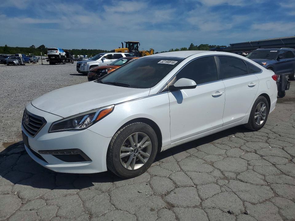 Auction sale of the 2015 Hyundai Sonata, vin: 5NPE24AF8FH121090, lot number: 52190816