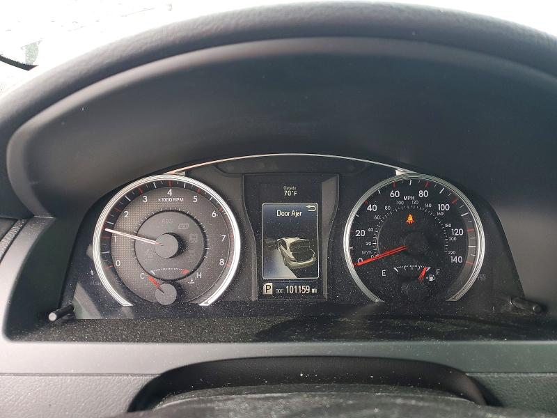 52727206 :رقم المزاد ، 4T1BF1FK7HU784795 vin ، 2017 Toyota Camry مزاد بيع