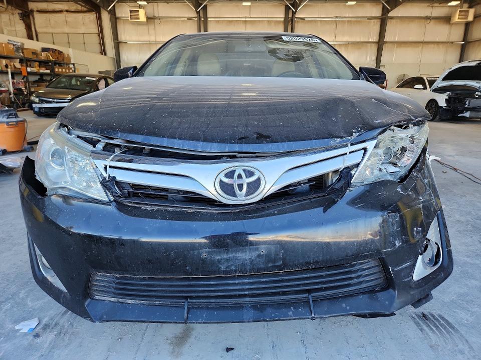 Aukcja sprzedaży 2014 Toyota Camry, vin: 4T4BF1FK6ER406856, numer aukcji: 52029026