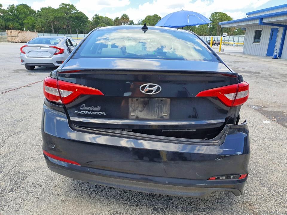 52301126 :رقم المزاد ، 5NPE24AFXFH024098 vin ، 2015 Hyundai Sonata مزاد بيع