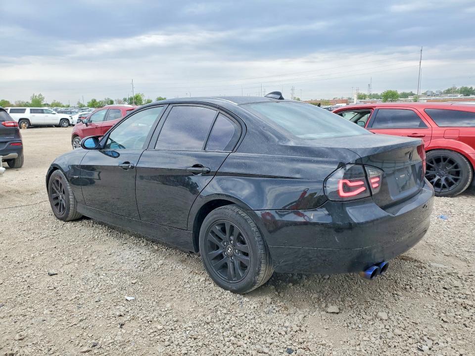 51463526 :رقم المزاد ، WBAVA37587NE26439 vin ، 2007 Bmw 328 مزاد بيع