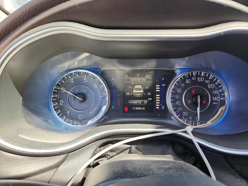 Продаж на аукціоні авто 2015 Chrysler 200, vin: 1C3CCCABXFN740967, номер лоту: 52213866