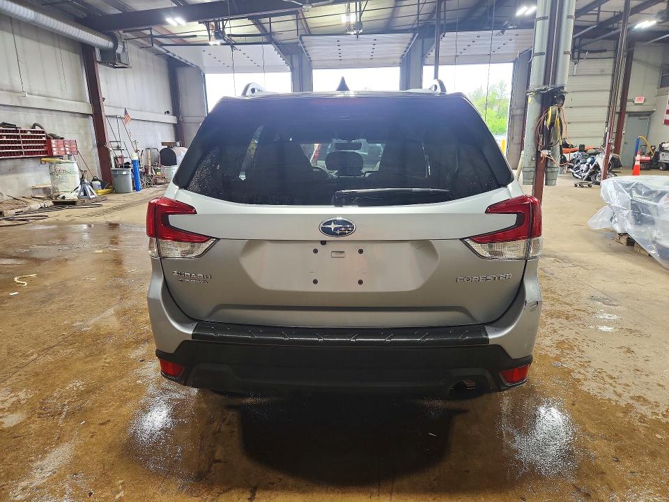 Продажа на аукционе авто 2024 Subaru Forester, vin: JF2SKACC8RH512555, номер лота: 53238336