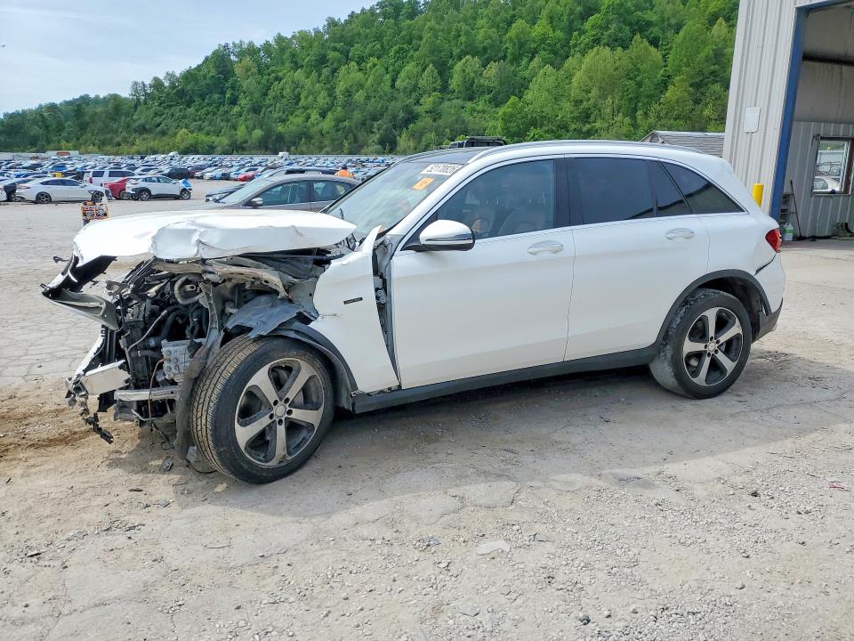 52170826 :رقم المزاد ، WDC0G4KB6GF025956 vin ، 2016 Mercedes-benz Glc مزاد بيع