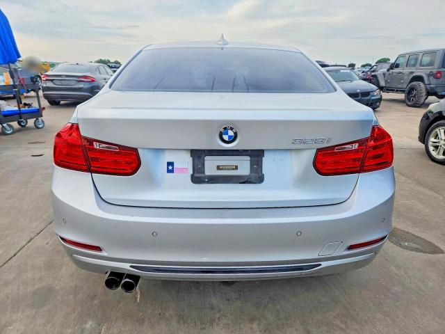 2015 Bmw 328 მანქანა იყიდება აუქციონზე, vin: WBA3A5C54FP604260, აუქციონის ნომერი: 53252636