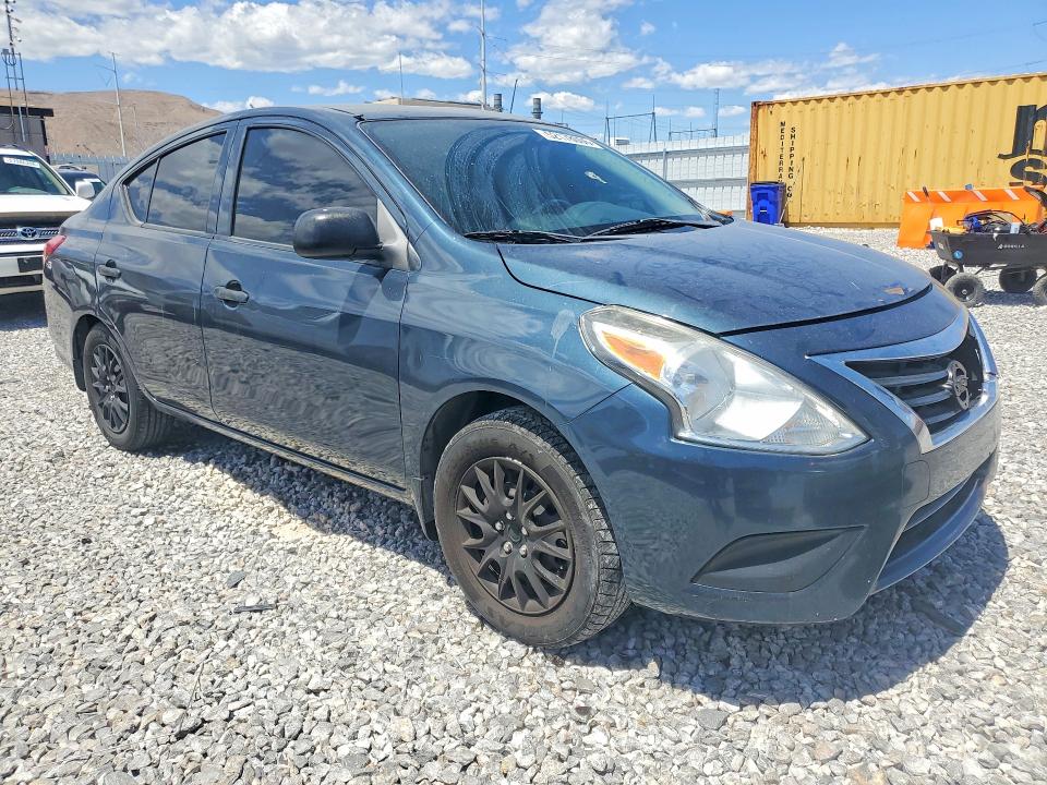 52178006 :رقم المزاد ، 3N1CN7AP4FL943462 vin ، 2015 Nissan Versa مزاد بيع
