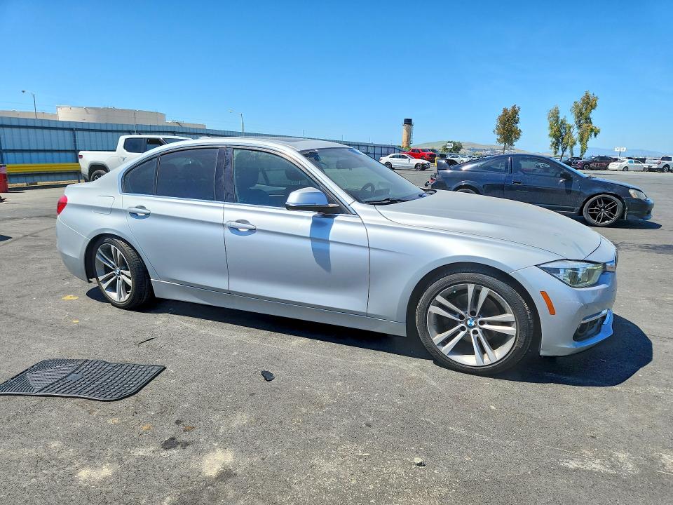 Продажа на аукционе авто 2016 Bmw 328, vin: WBA8E9C58GK647418, номер лота: 53720916