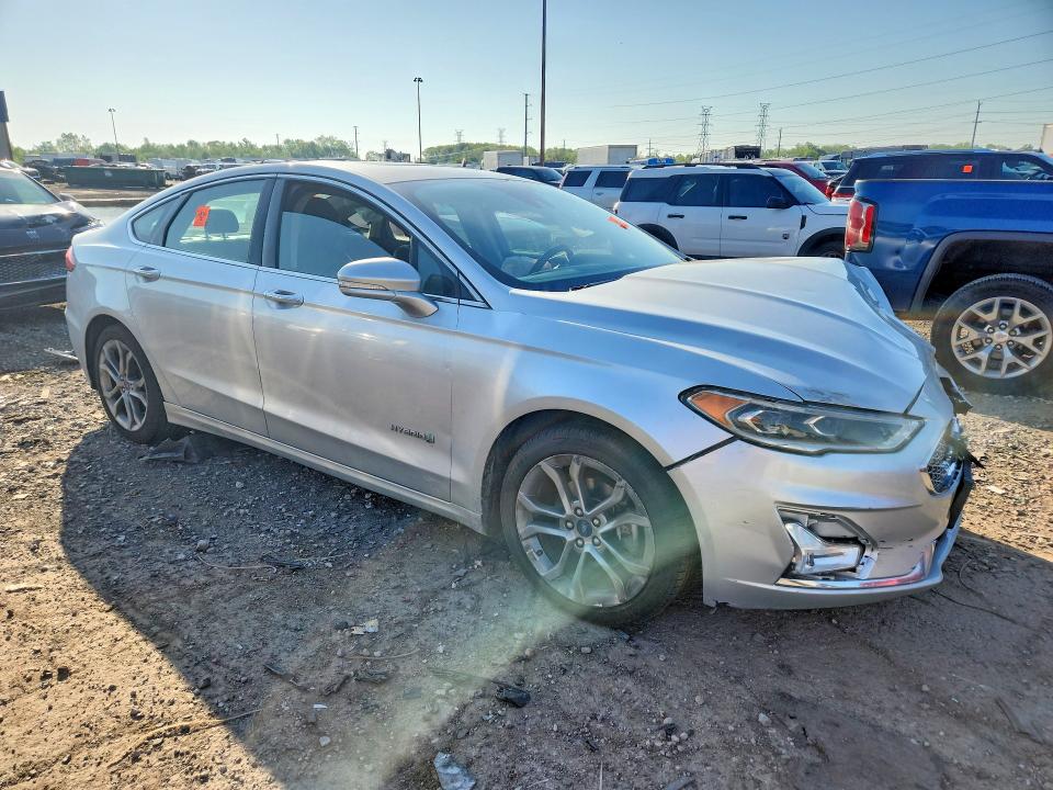 Продажа на аукционе авто 2019 Ford Fusion, vin: 3FA6P0RU6KR259323, номер лота: 53565316
