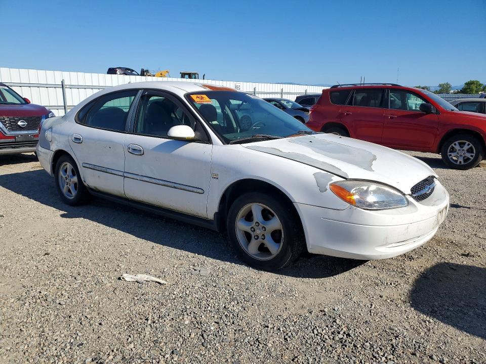 53066286 :رقم المزاد ، 1FAFP55S1YG177095 vin ، 2000 Ford Taurus مزاد بيع
